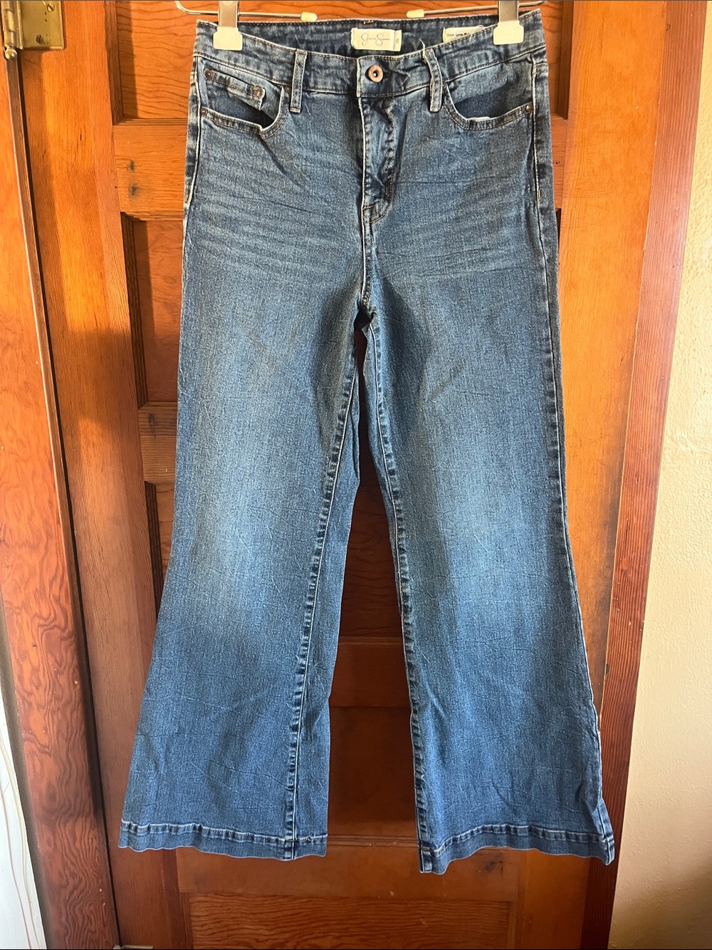 Jessica Simpson Mid-Blue Wide-Leg Jeans